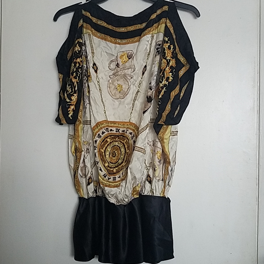 Body Language Blouse - Picture 2 of 12